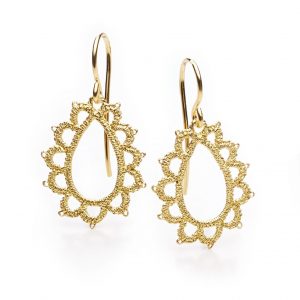 geelgoud kant lace earrings oorbellen parel gent