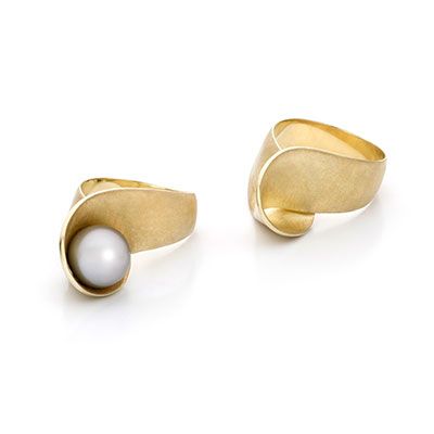 Volute Luz met of zonder parel geelgoud handmade goldsmith