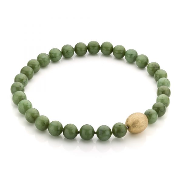 Collier nefriet met eivormig slot